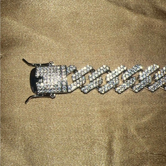 Harlem Bling Bracelet - Picture 3 of 6